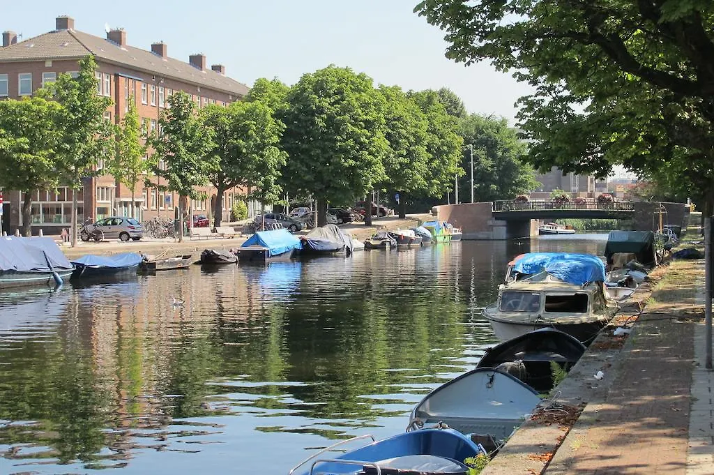 Bed and Breakfast Wild Roses Ámsterdam